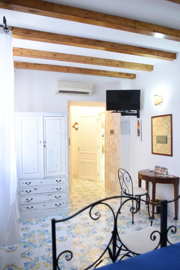 B&B Antico Palmento Lipari  Zewnętrze zdjęcie