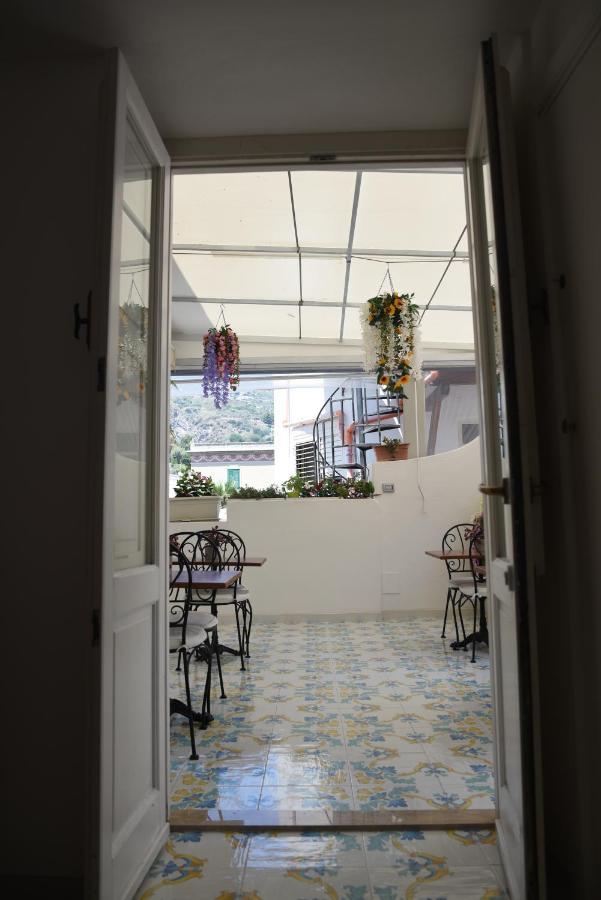 B&B Antico Palmento Lipari  Zewnętrze zdjęcie