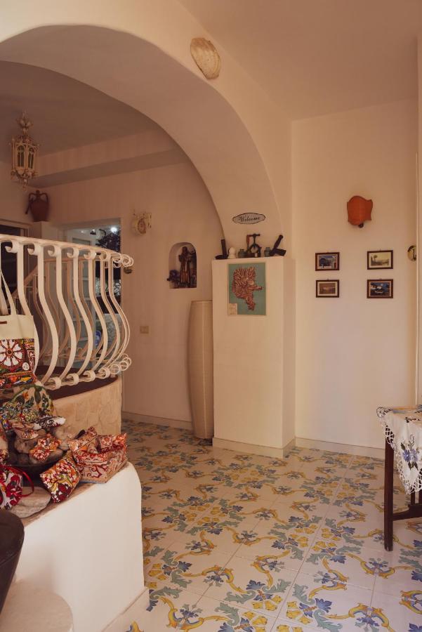 B&B Antico Palmento Lipari  Zewnętrze zdjęcie