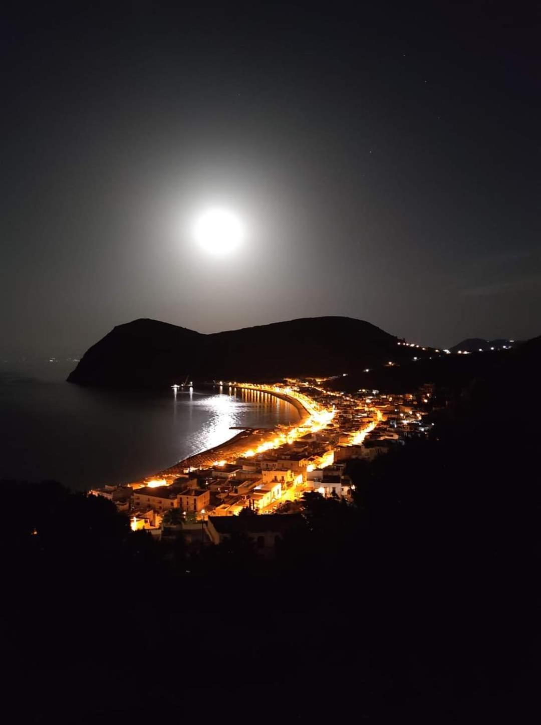 B&B Antico Palmento Lipari  Zewnętrze zdjęcie